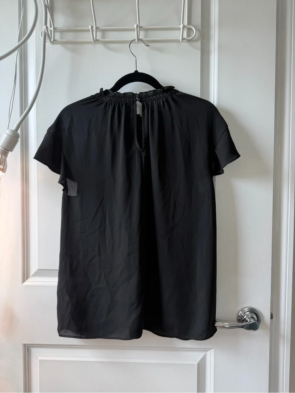 Express Blouse - Picture 2 of 4